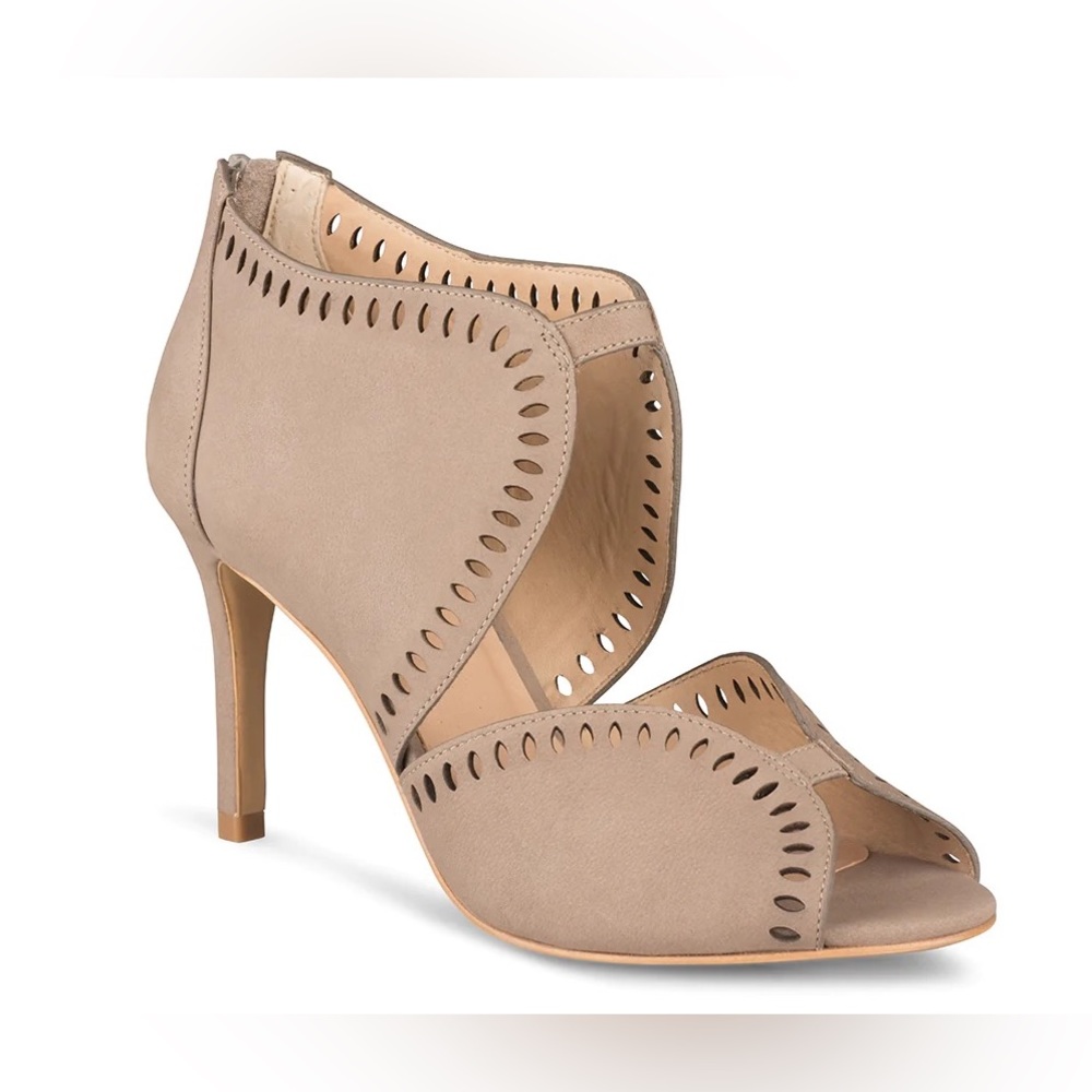 Elegant Tan Women's Heels
